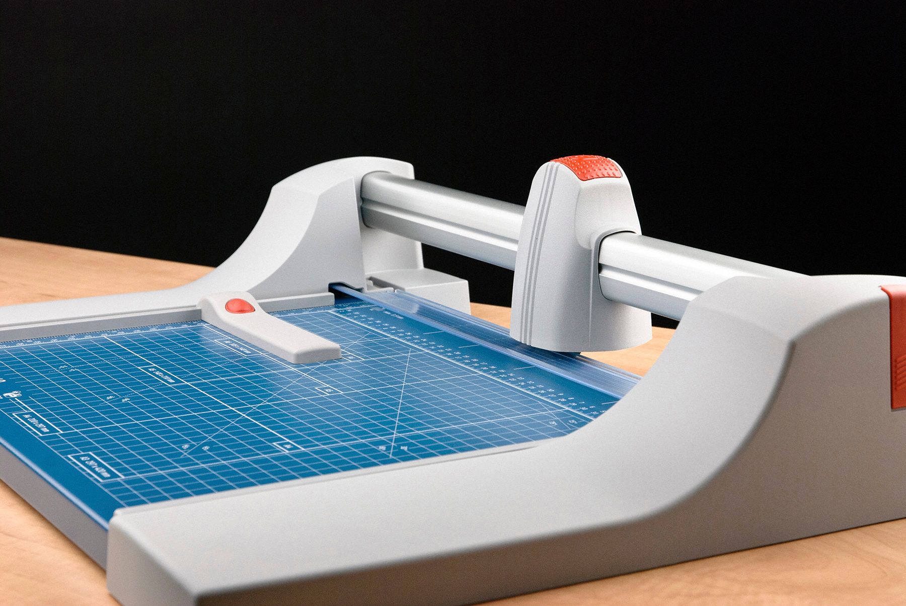 DAHLE Rolling Blade Countertop Paper Trimmers Premium, 14 1/8 in