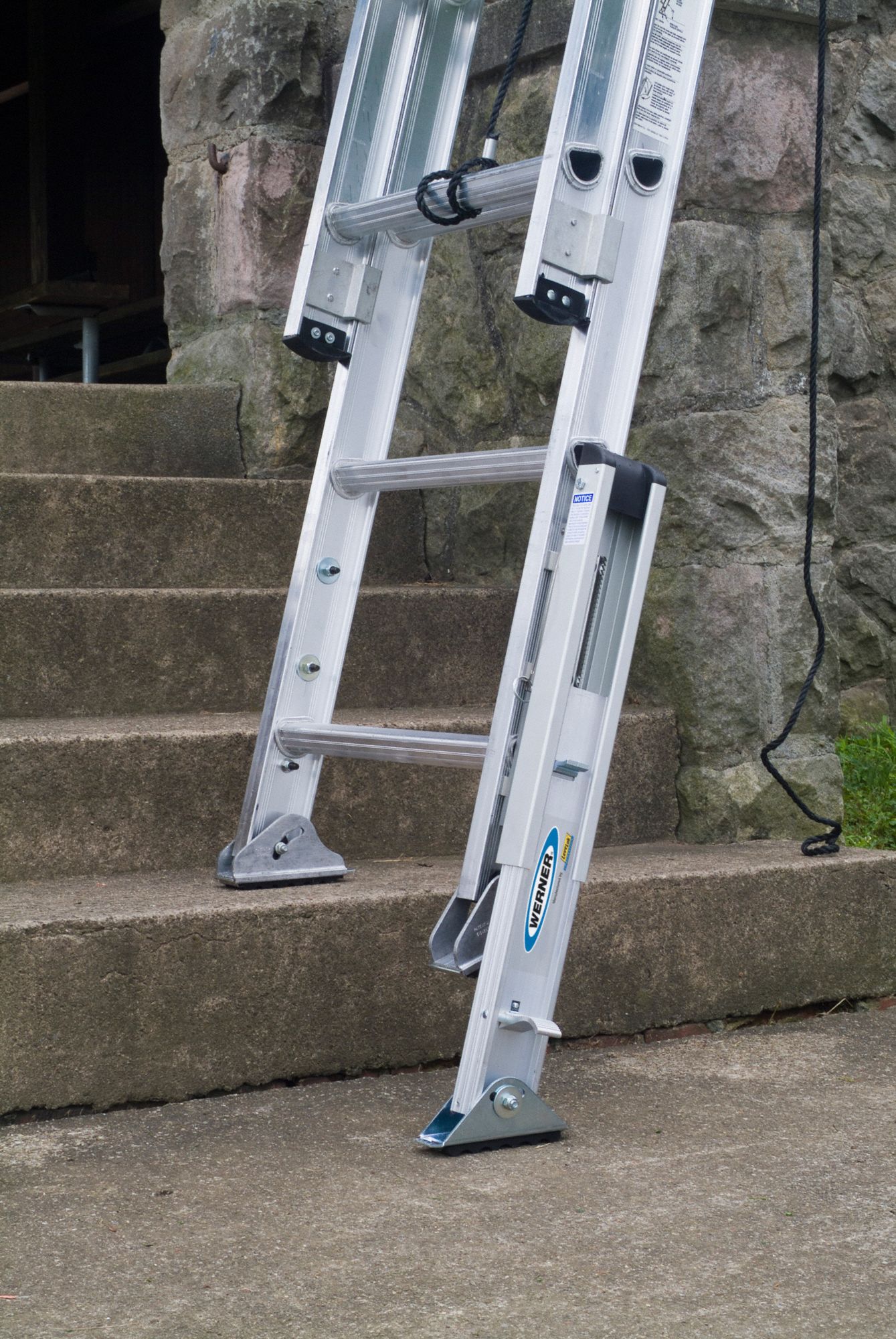 WERNER 28 ft Fiberglass Extension Ladder, 375 lb Load Capacity, 75.0 lb