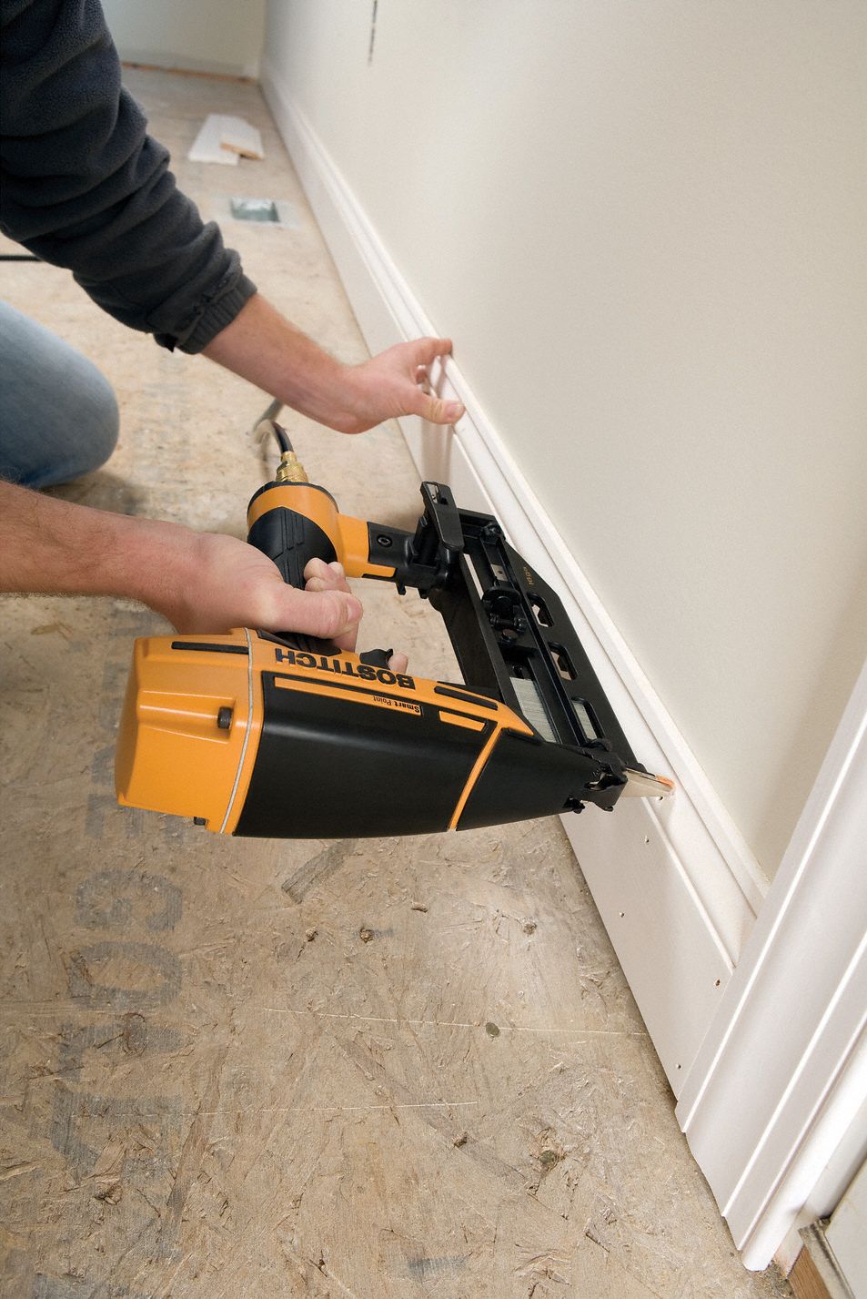 BOSTITCH Nail Gun: Finish, 0°, Glue, Combo, For 16 ga Nail Gauge, 1/4