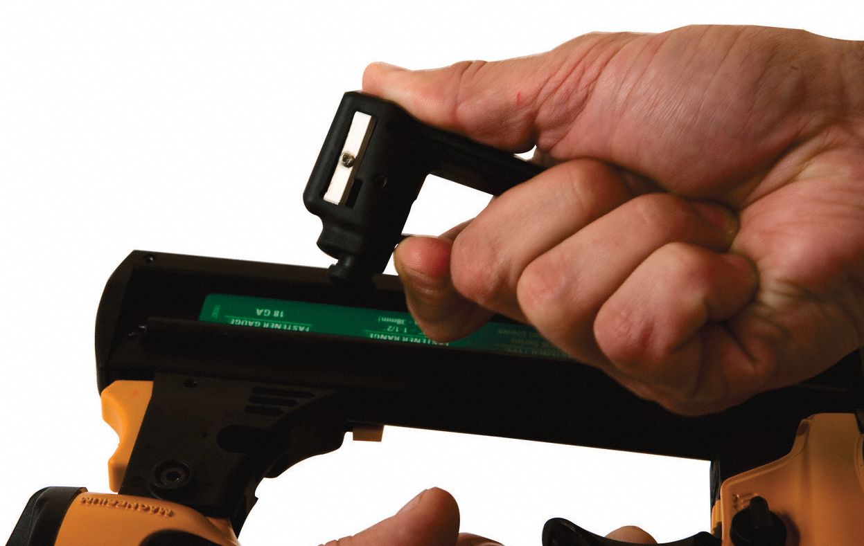BOSTITCH Staple Gun: For 7/32 in Staple Wd, For 18 ga Staple Gauge