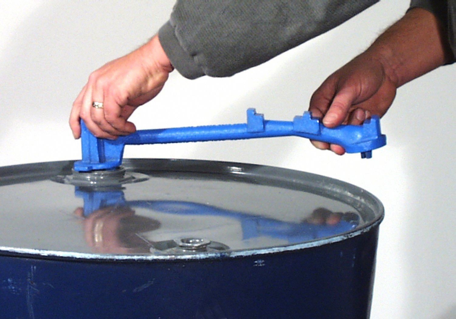 GRAINGER APPROVED Drum Plug Wrench, 3/4 in, 2 in, Iron, Powder Coated, Ergonomic, One Piece