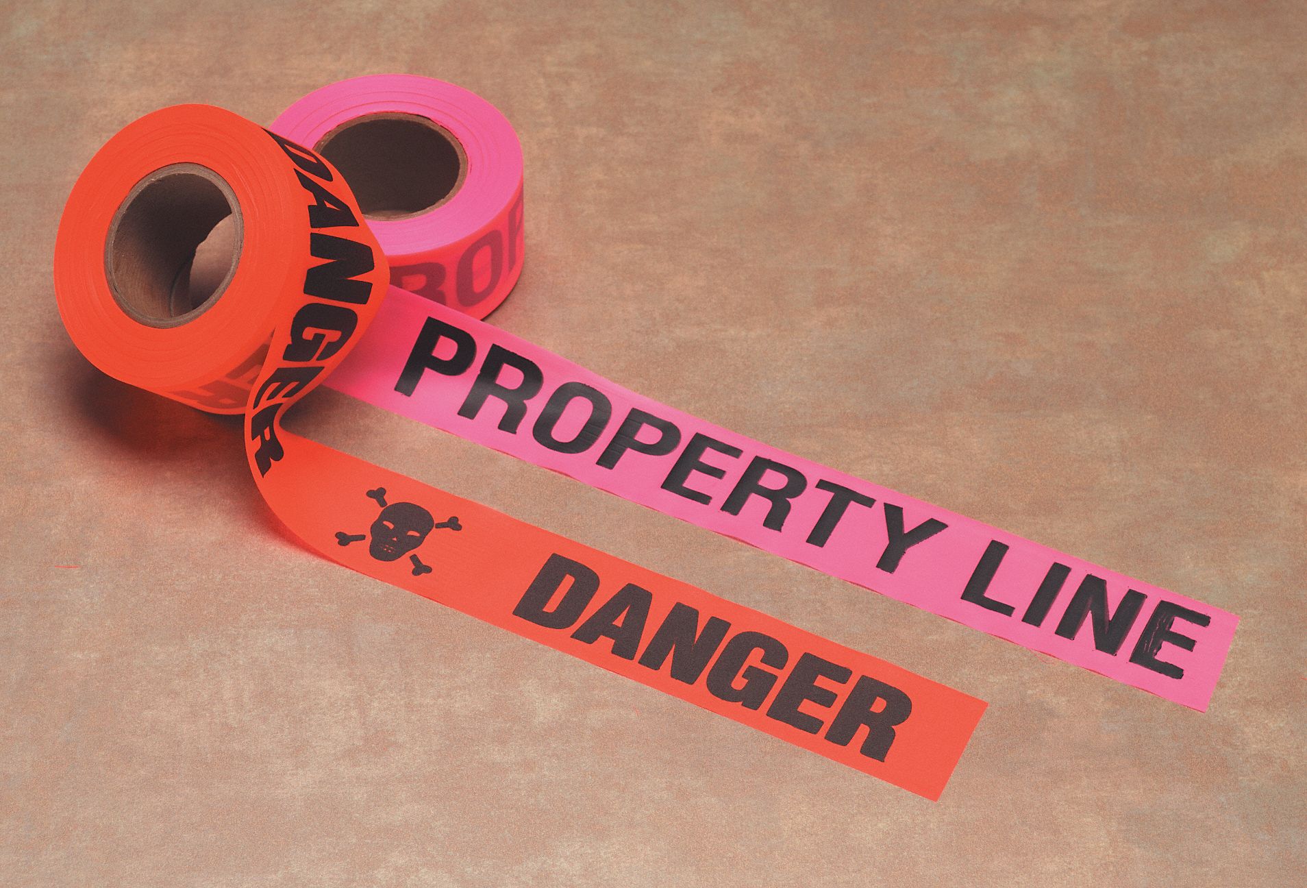 PRESCO PRODUCTS CO, Fluorescent Pink, 1 1/2 in Roll Wd, Flagging Tape