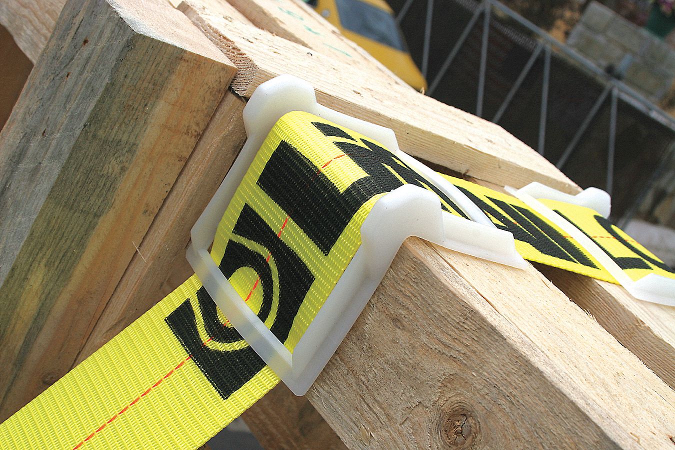 LIFTALL Plastic Corner Guard, For  Slings, White 3MLR9LHG110