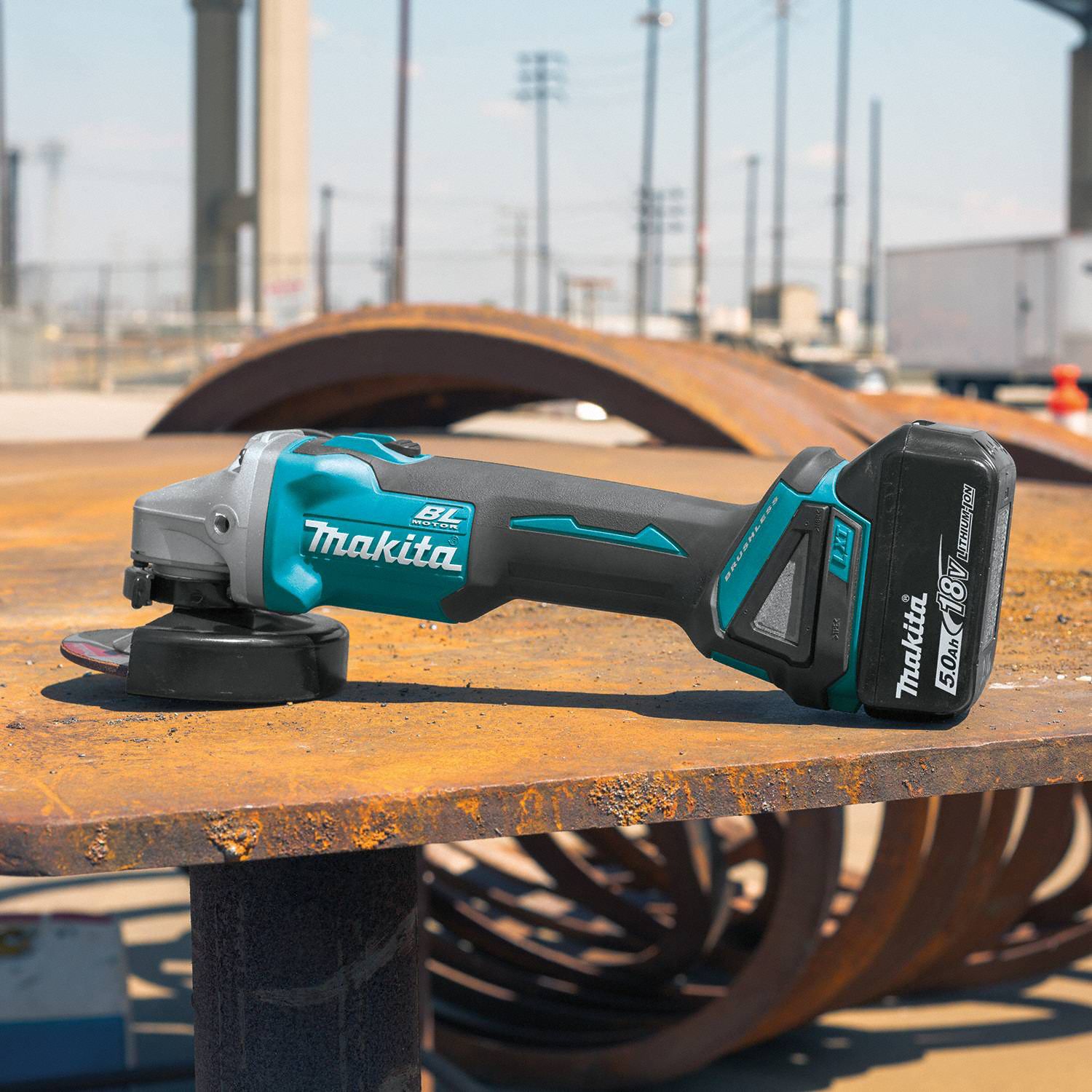 MAKITA Angle Grinder: 4 1/2 in_5 in Wheel Dia, Slide, with Lock-On, Adj