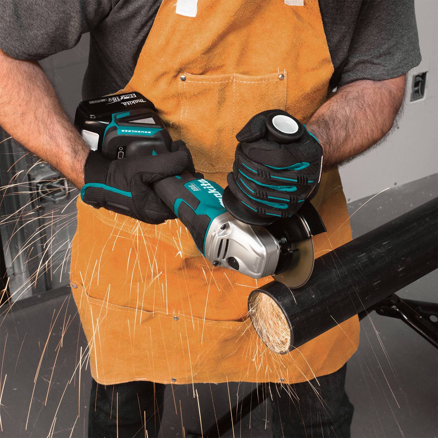 MAKITA Cordless, Angle Grinder, 5 in Wheel Diameter, 18V DC 401Z50