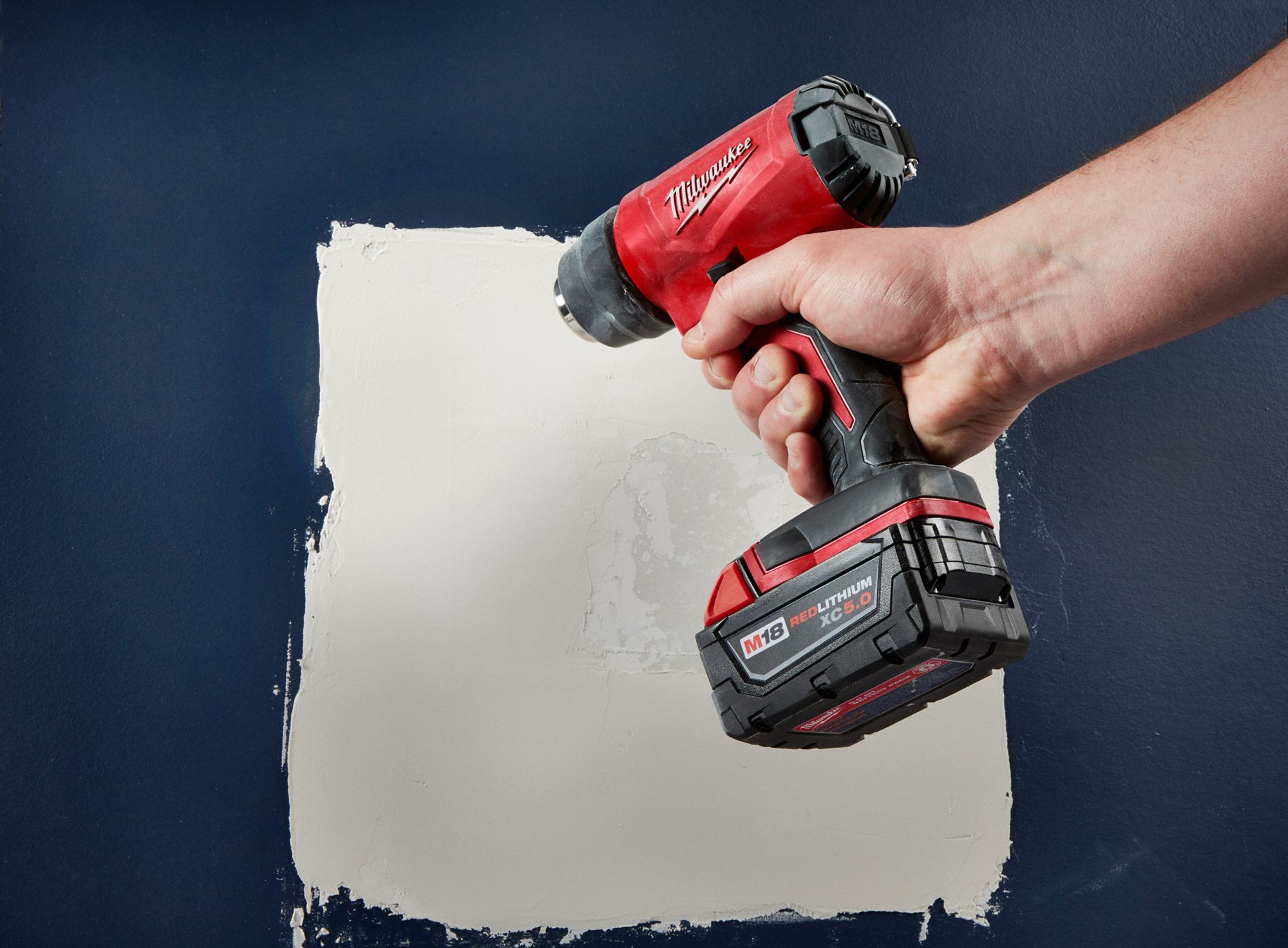 MILWAUKEE Battery Heat Gun 18V DC, Dual Temp. Settings, 875°F 408L71