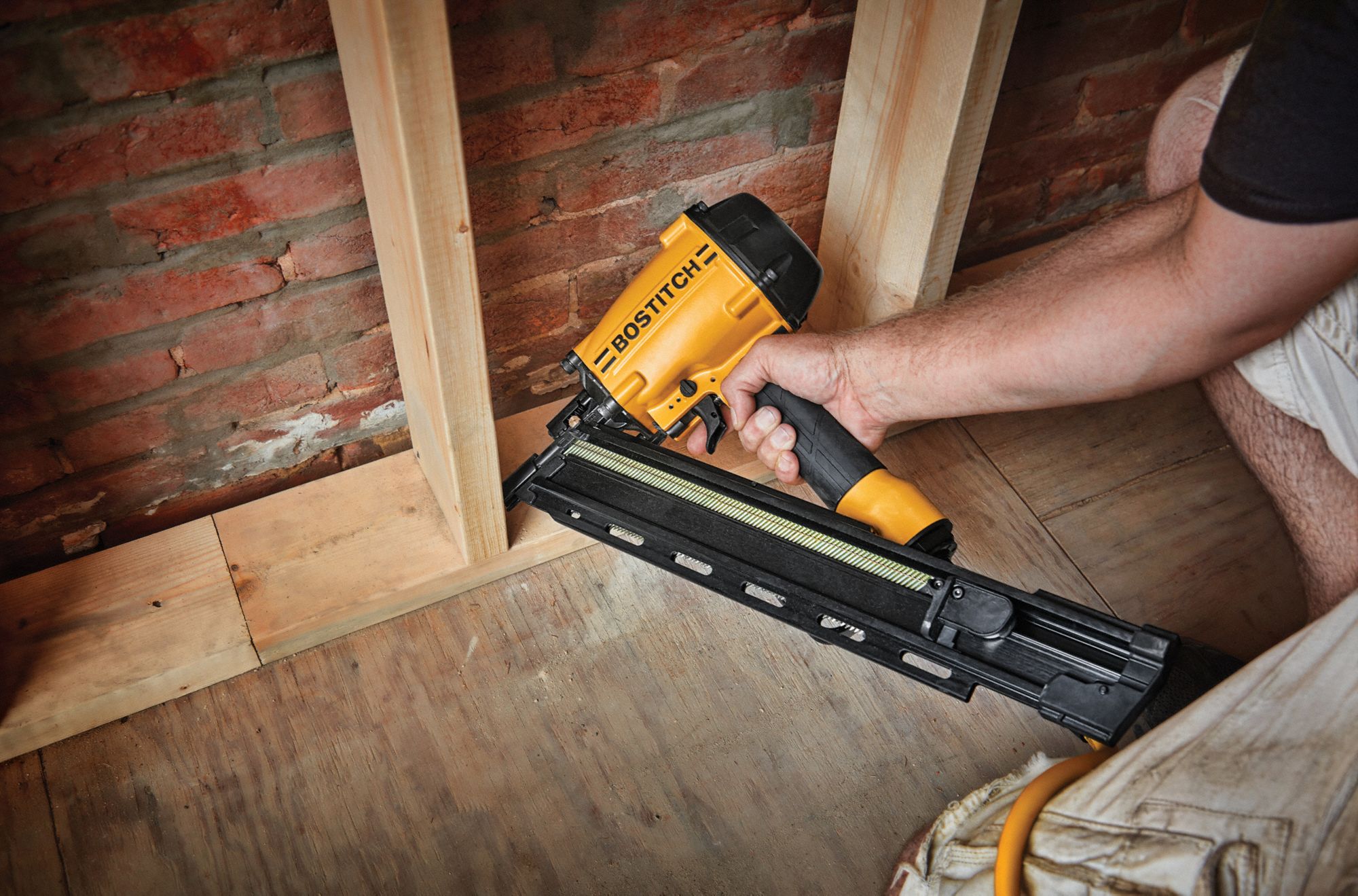 BOSTITCH Air Powered, Nail Gun, Combination Firing Mode, 70 psi 410X68BTF83WW Grainger