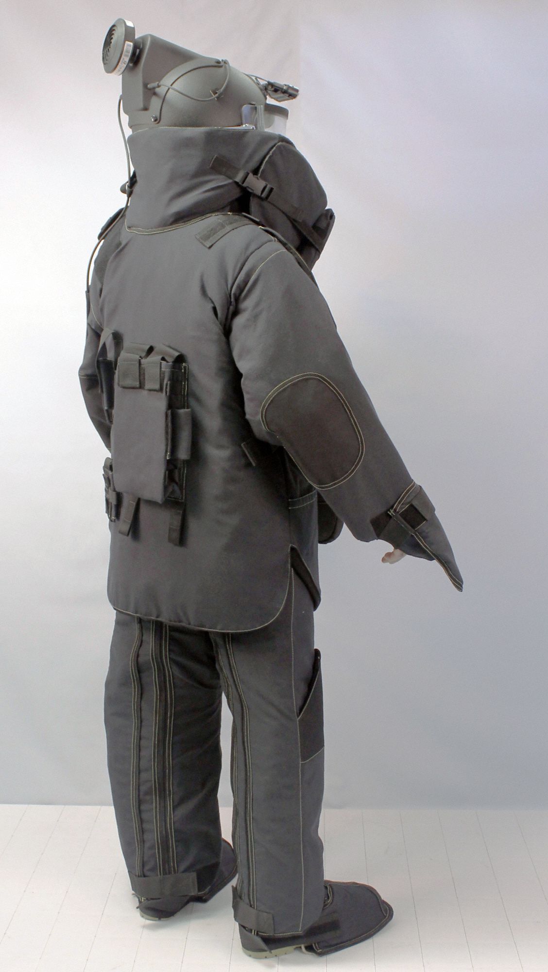 UNITED SHIELD Excel Bomb Suit, XL, Black 45DK25OLYMPIAEXCELEODXLARGE Grainger