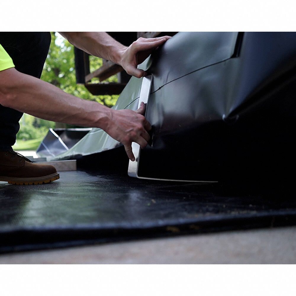 CONDOR Spill Containment Berm 15 ft W x 50 ft L, 5,610 gal Spill