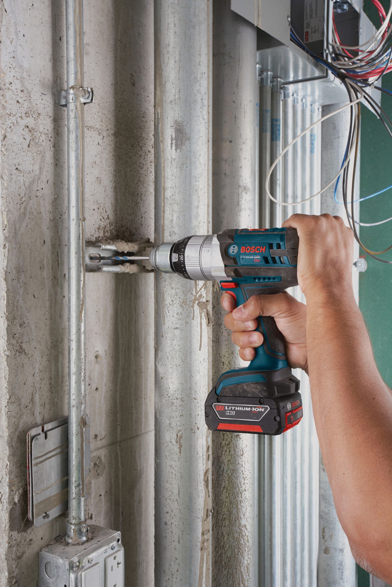 BOSCH Cordless Hammer Drill/Driver 46U399HDH181BL Grainger