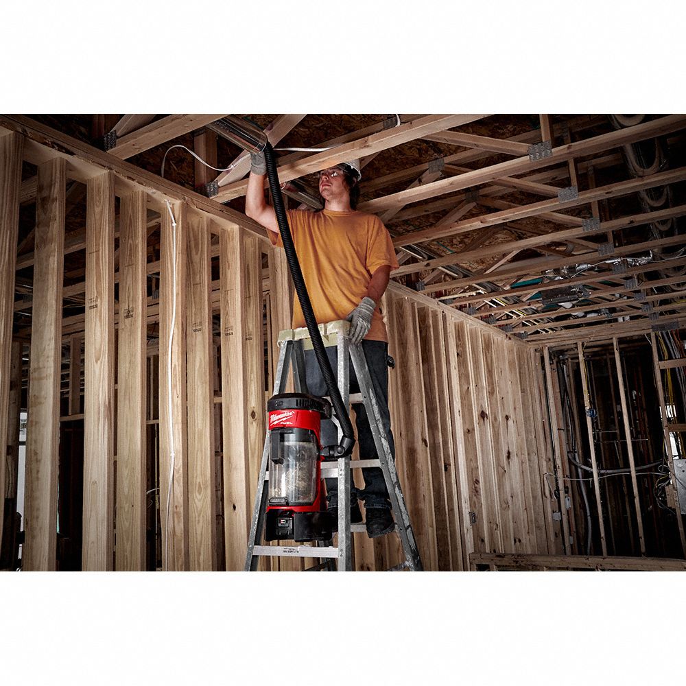 MILWAUKEE Cordless Backpack Vacuum 55 cfm Vacuum Air Flow, 15.2 lb Wt