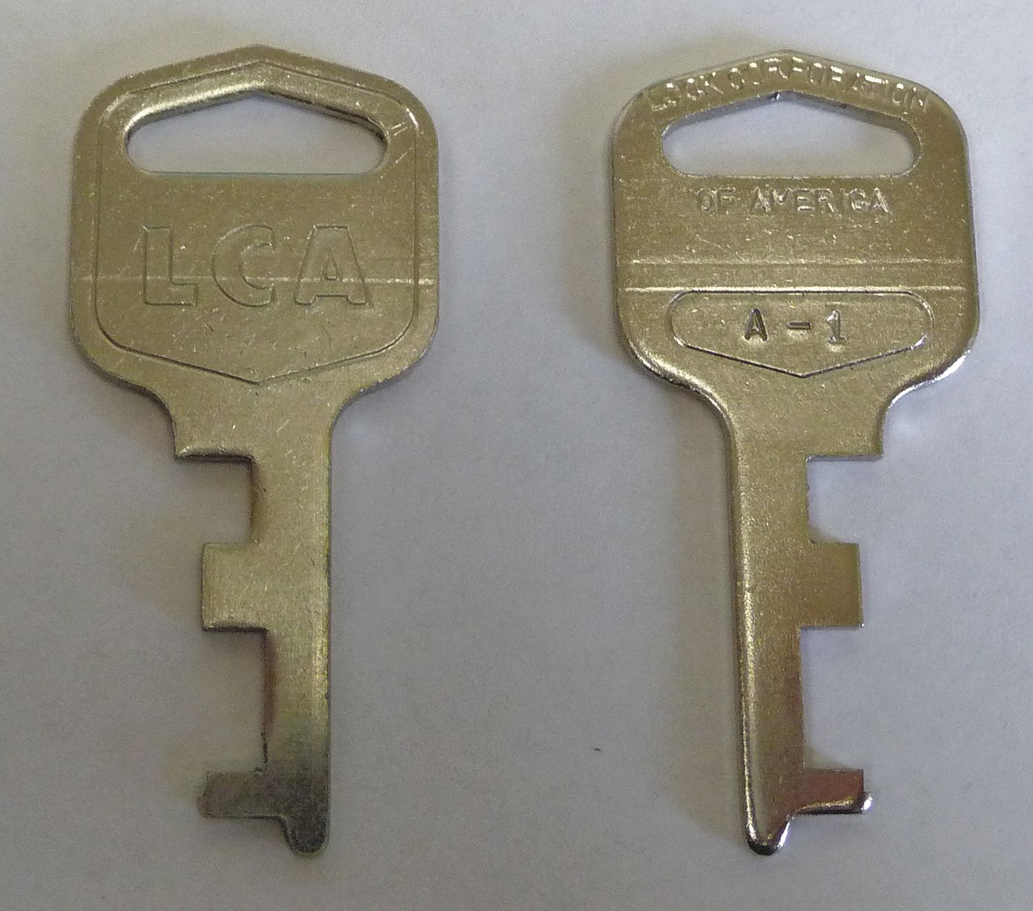 LOCK CORP OF AMERICA BuiltIn Keyed Locker Lock Control Key LOCK CORP
