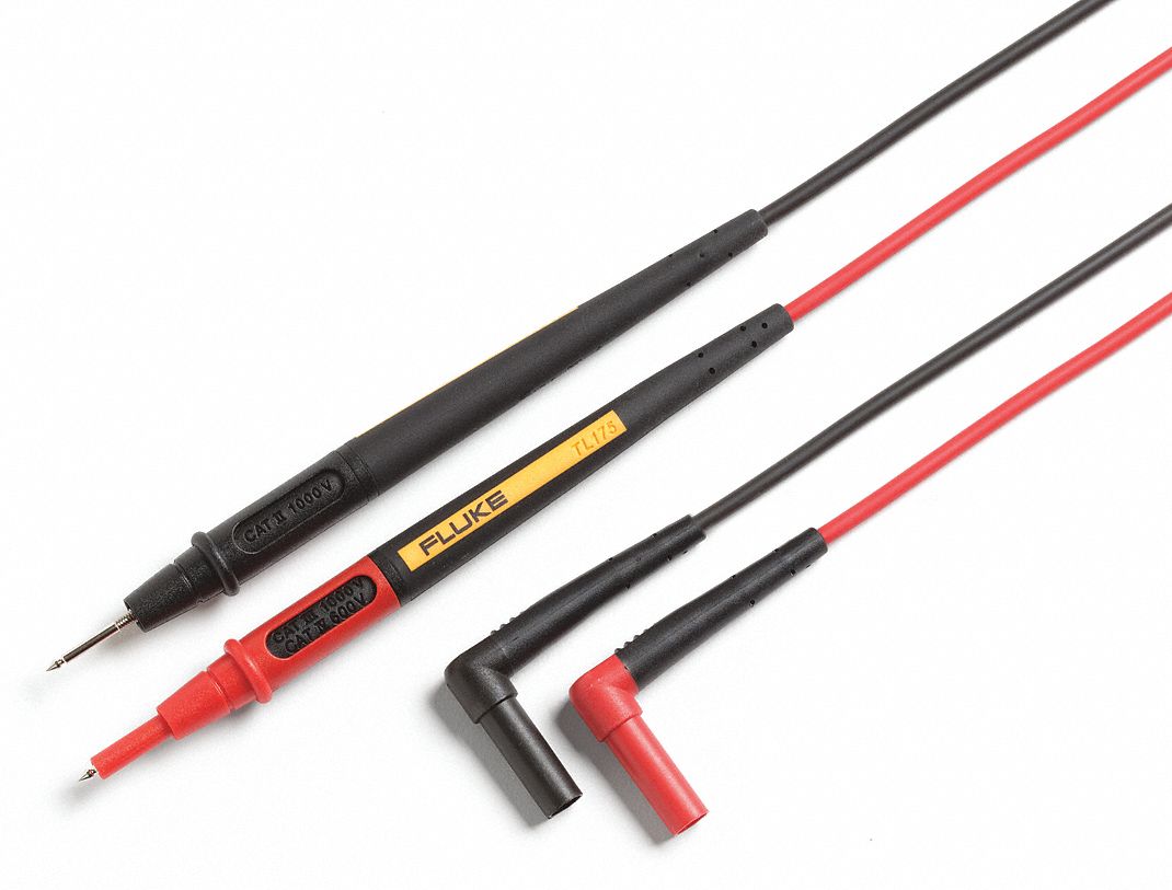 FLUKE 4 ft 8 in Right Angle Shrouded Plug to Retractable Probe Test