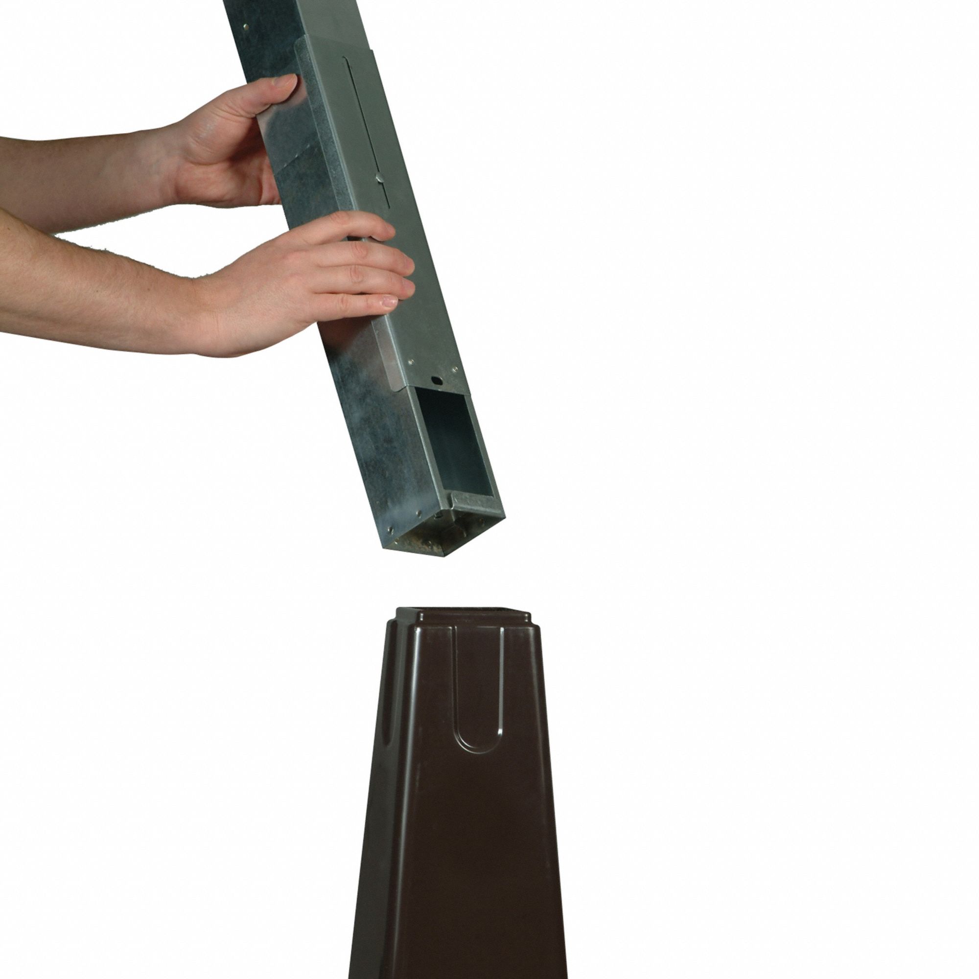 RUBBERMAID COMMERCIAL PRODUCTS Cigarette Receptacle: 1 gal Capacity, 39