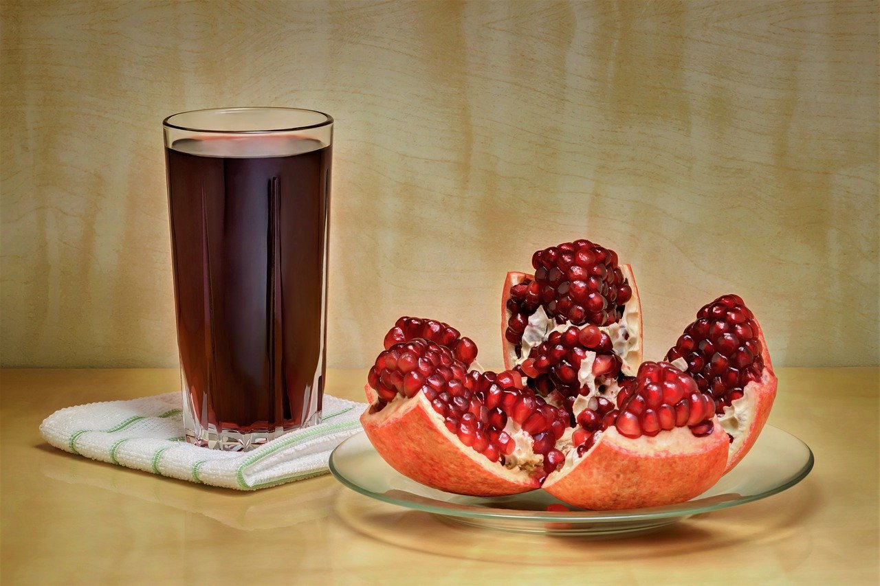 GuidaMed Si può mangiare il melograno o bere il suo succo se si ha il