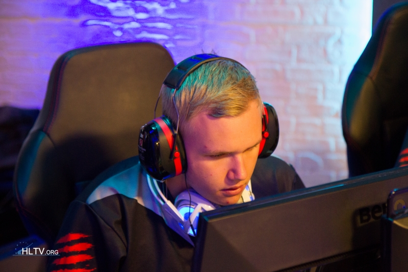 how csgo ranking works