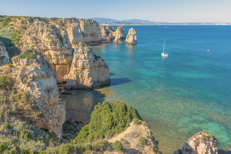 Top 18 Holiday Rentals & Lettings in Algarve ᐅ Instant booking