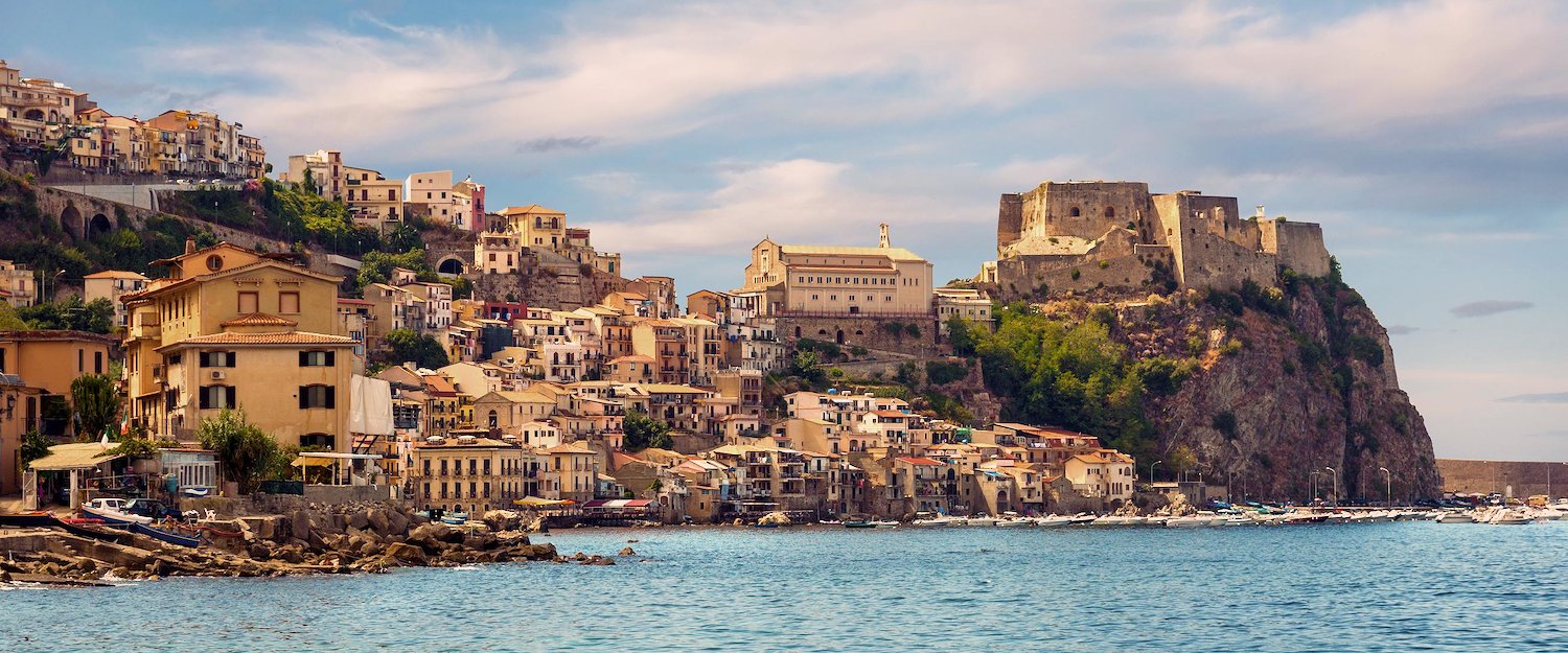 Top 18 Holiday Rentals in Calabria ᐅ Instant booking