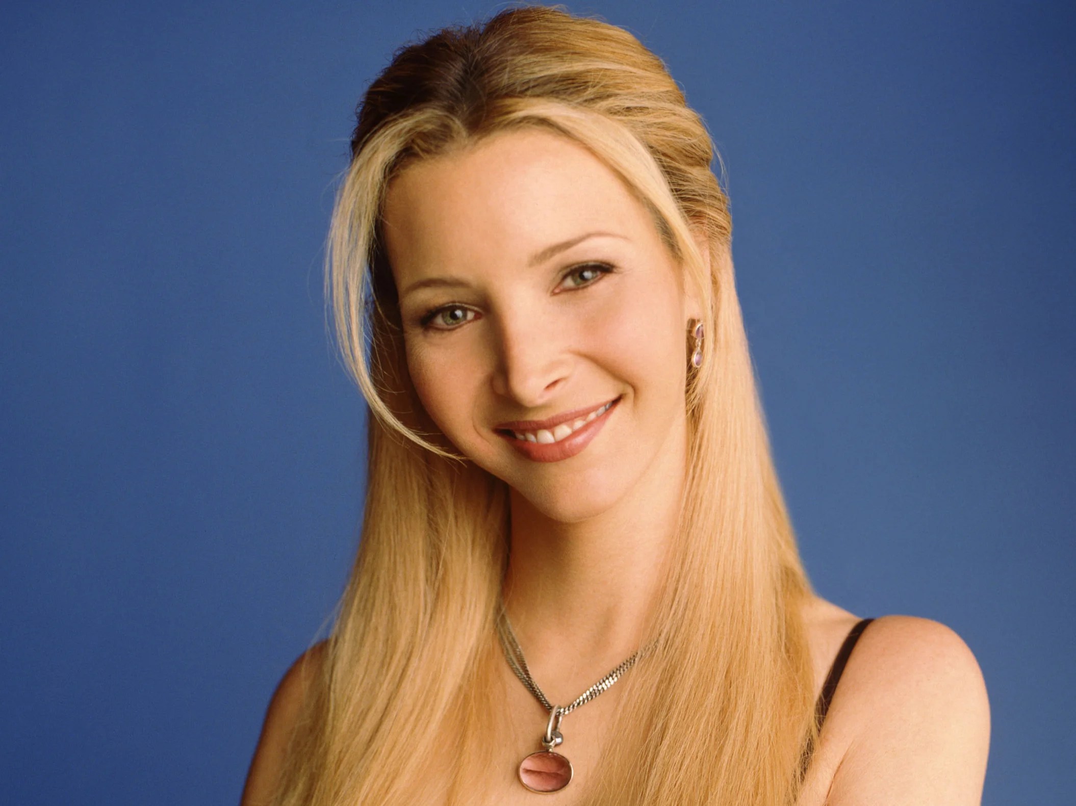 Was Lisa Kudrow pregnant in Friends? indy100