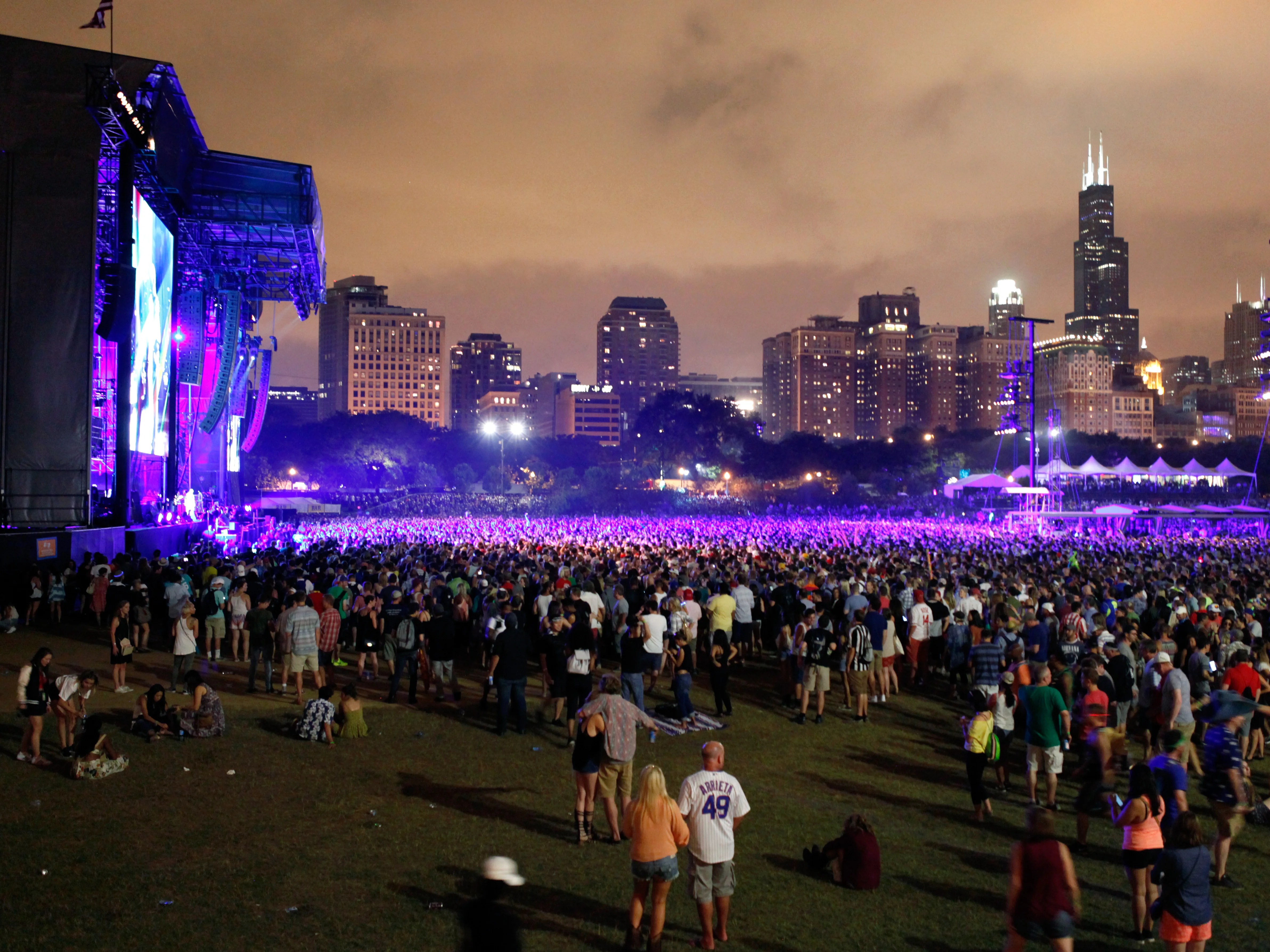 Lollapalooza Chicago residents offered free festival tickets for