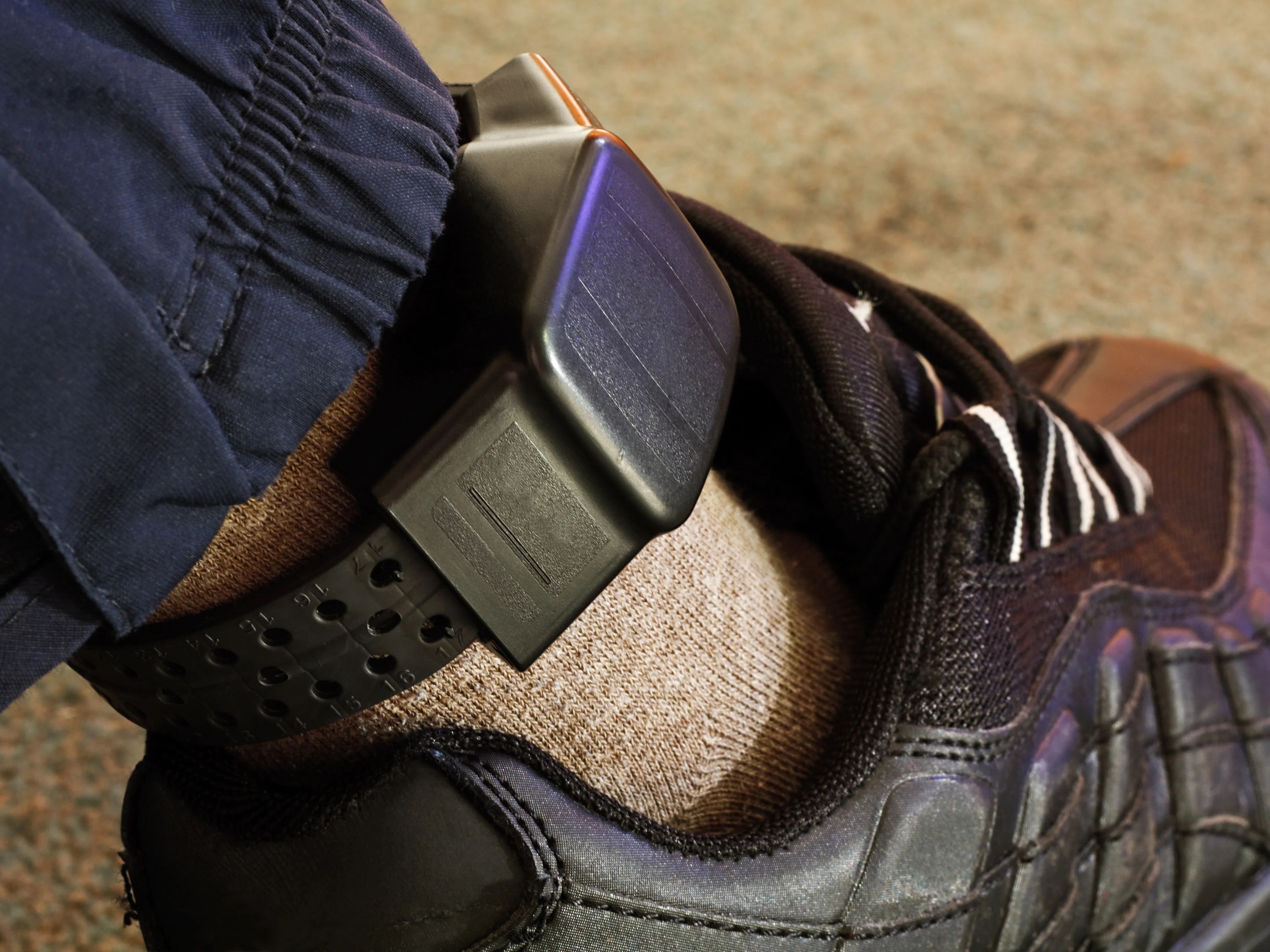 Prisoners to be banned from drinking when freed and will wear sobriety