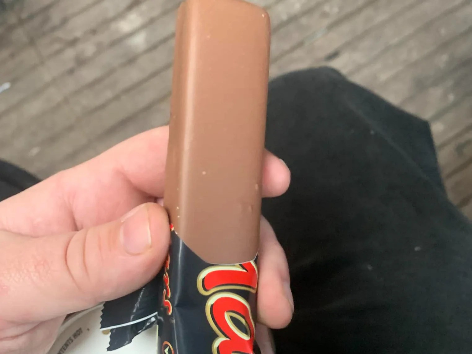 Man receives £2 compensation for finding smooth Mars bar