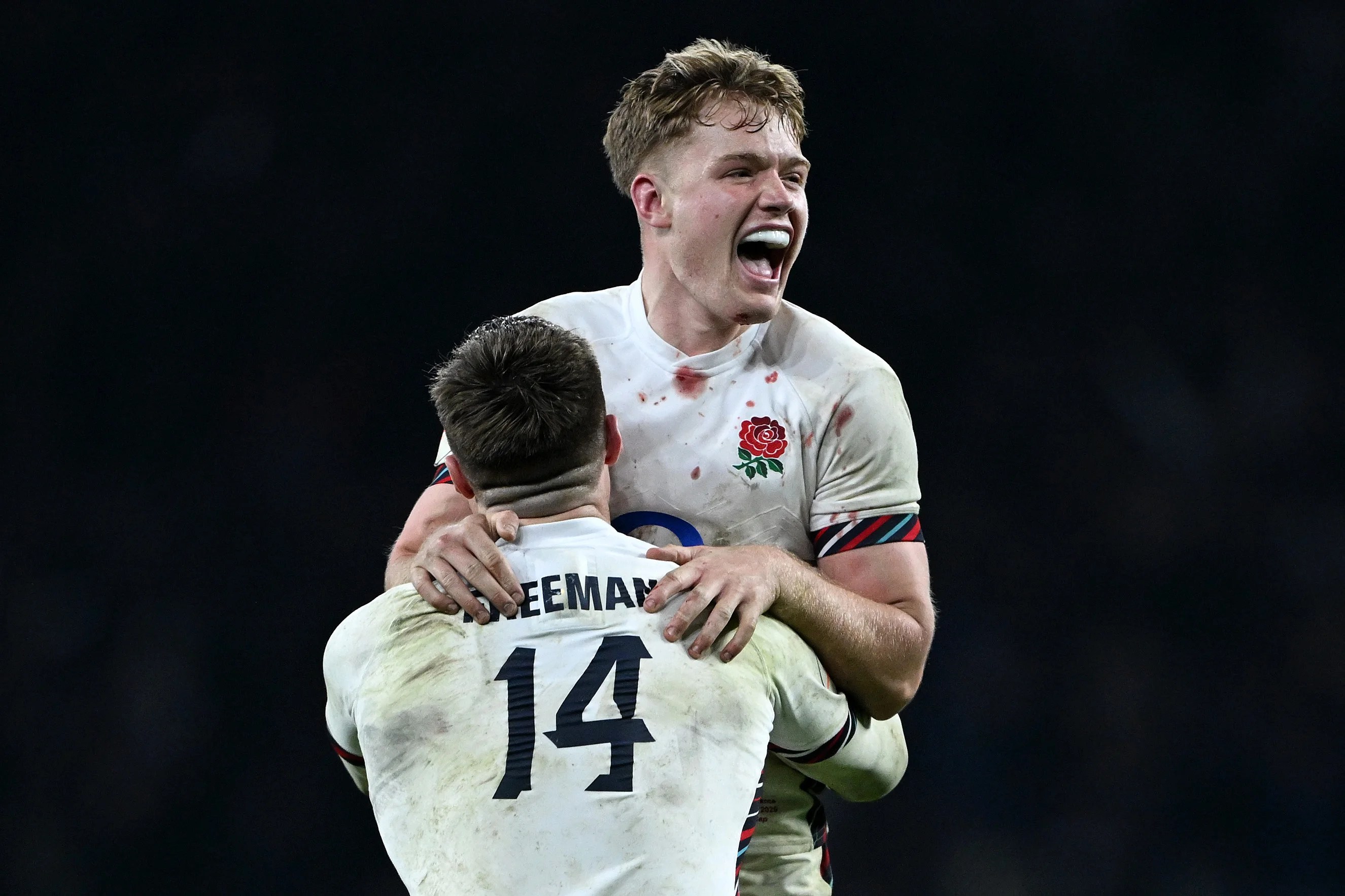 England revive Six Nations title hopes with last-gasp victory against France