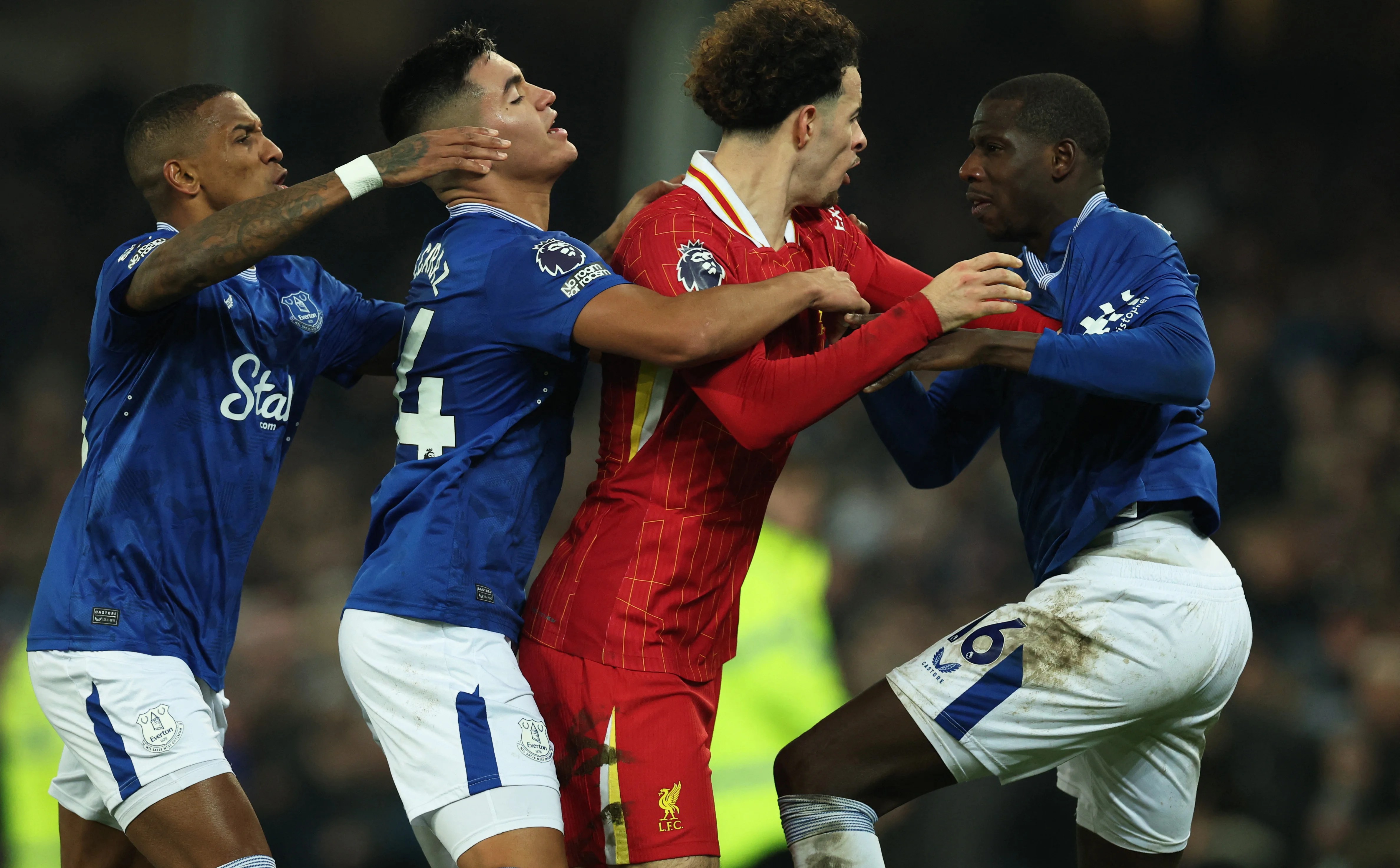 Everton v Liverpool: Four red cards and ‘boiling hot mayhem’ – anatomy of a classic Merseyside derby