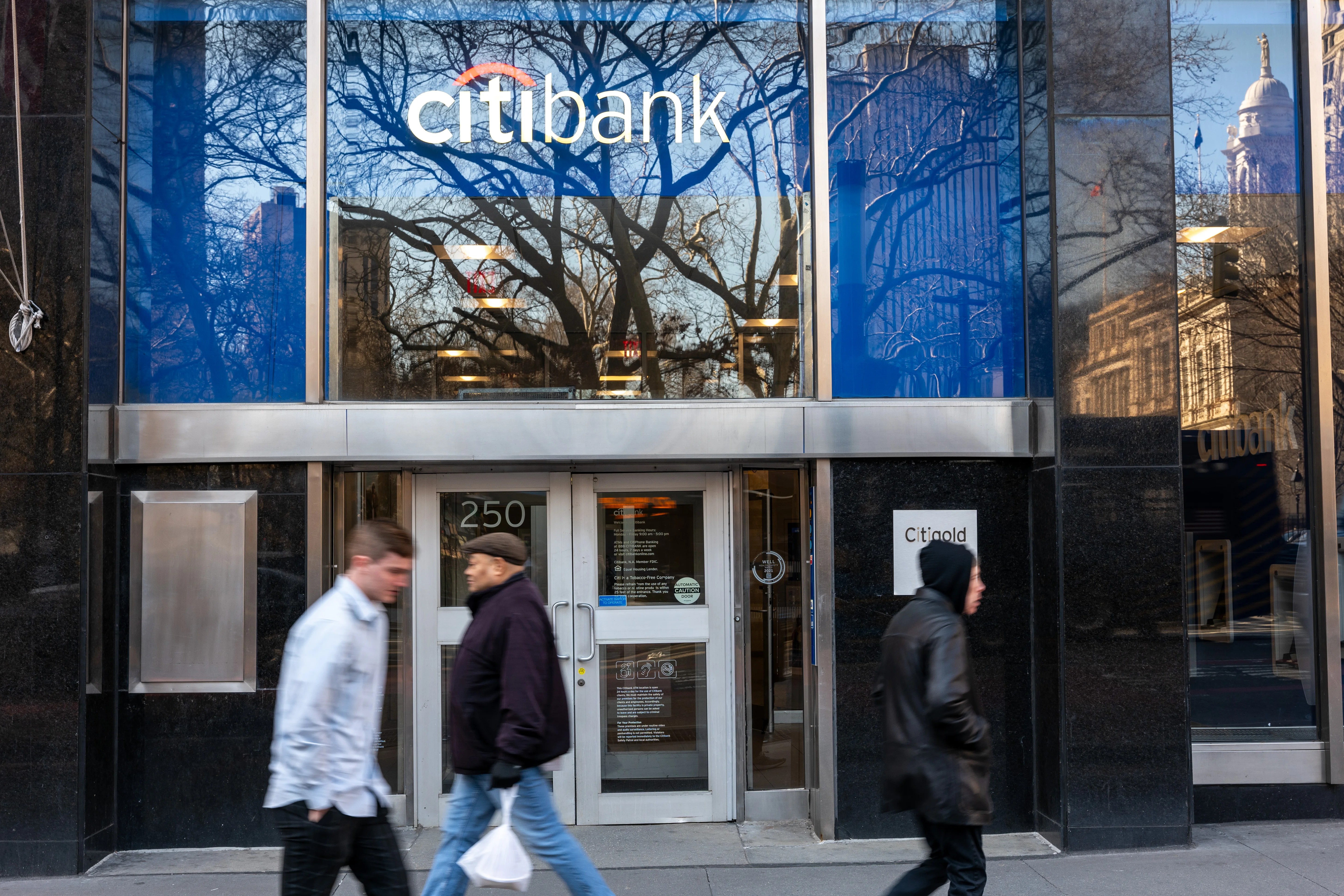 Bank error in your favor: Citigroup admits it mistakenly credited a customer trillion – instead of 0.00