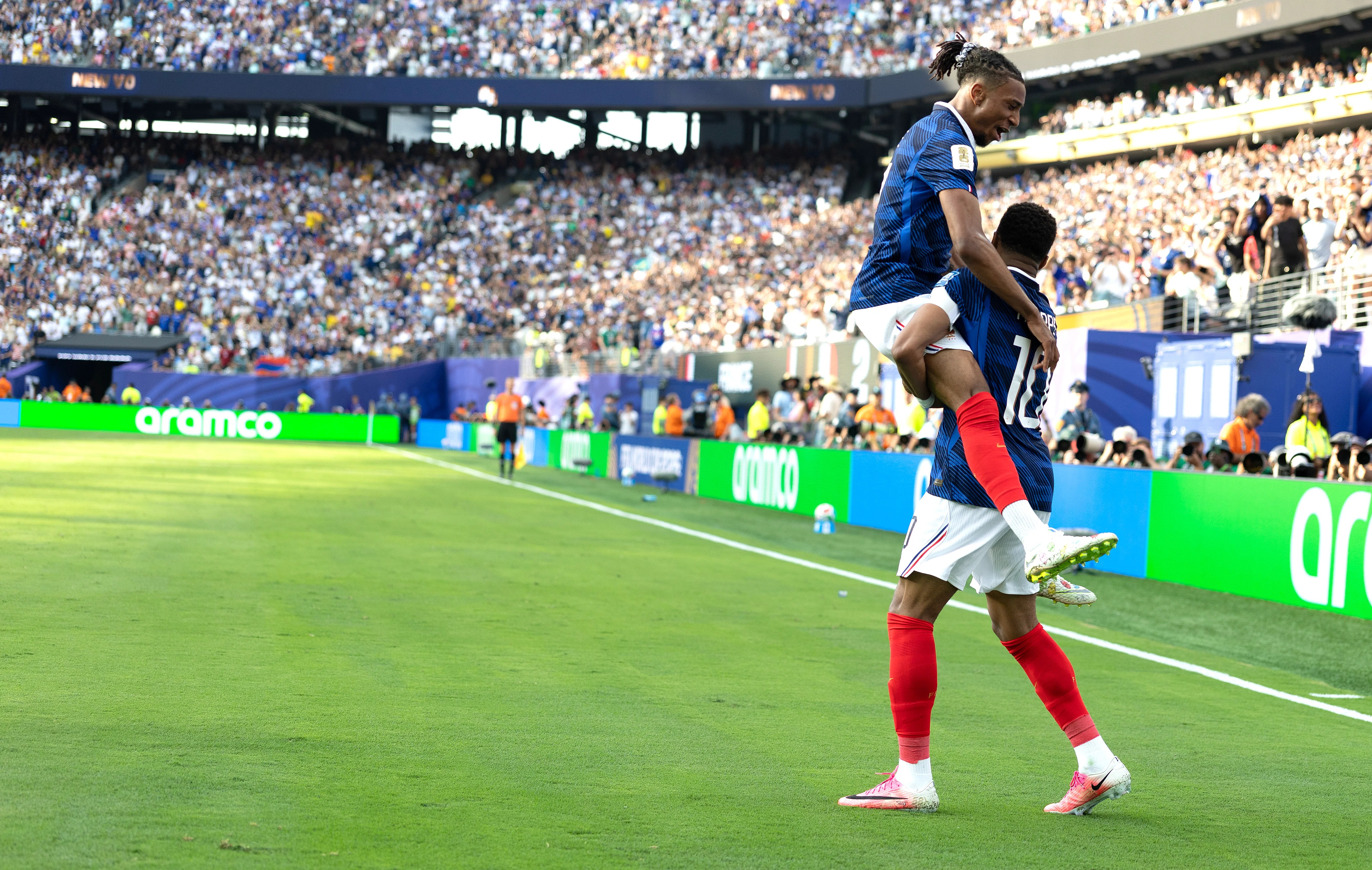 Paraguay v France LIVE: Latest team news and updates from World Cup last-16 clash