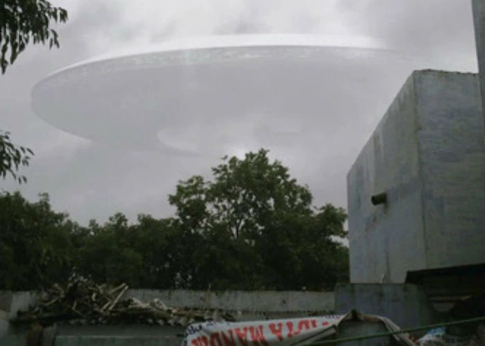 UFO spotted in Kasganj, Uttar Pradesh Image viral on WhatsApp
