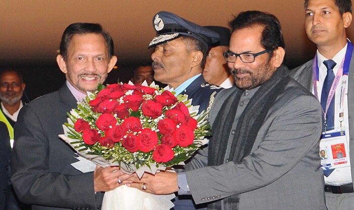 Asean Summit Brunei’s Sultan Hassanal Bolkiah Captain His Jumbo Jet to