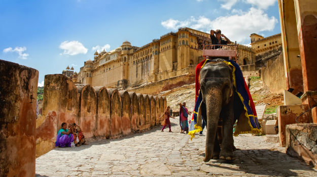 Check Out Best Low Budget Travel Deals Offered by Kesari Tours in India