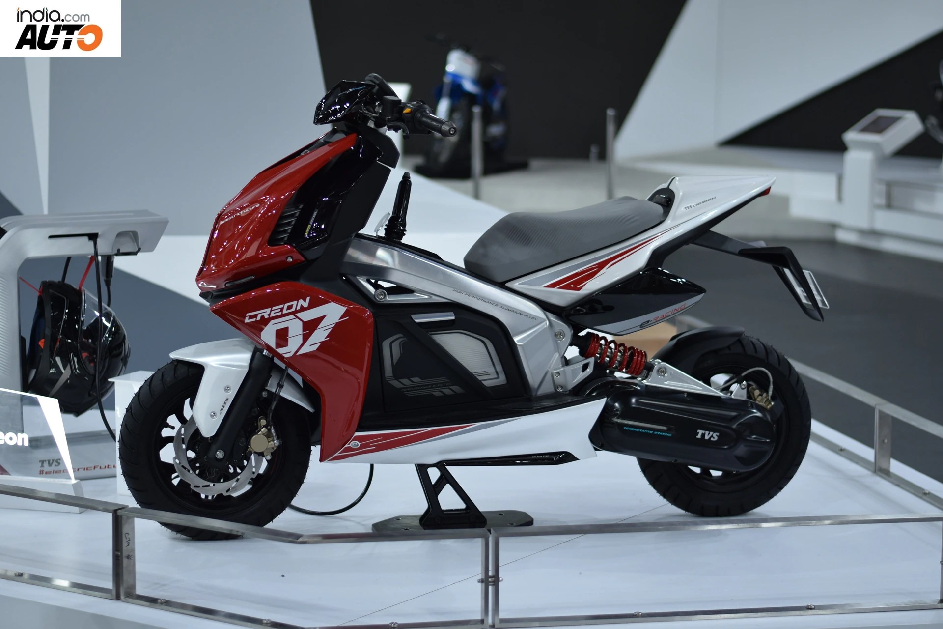 TVS Creon Electric Scooter Concept Showcased at Auto Expo 2018 Price
