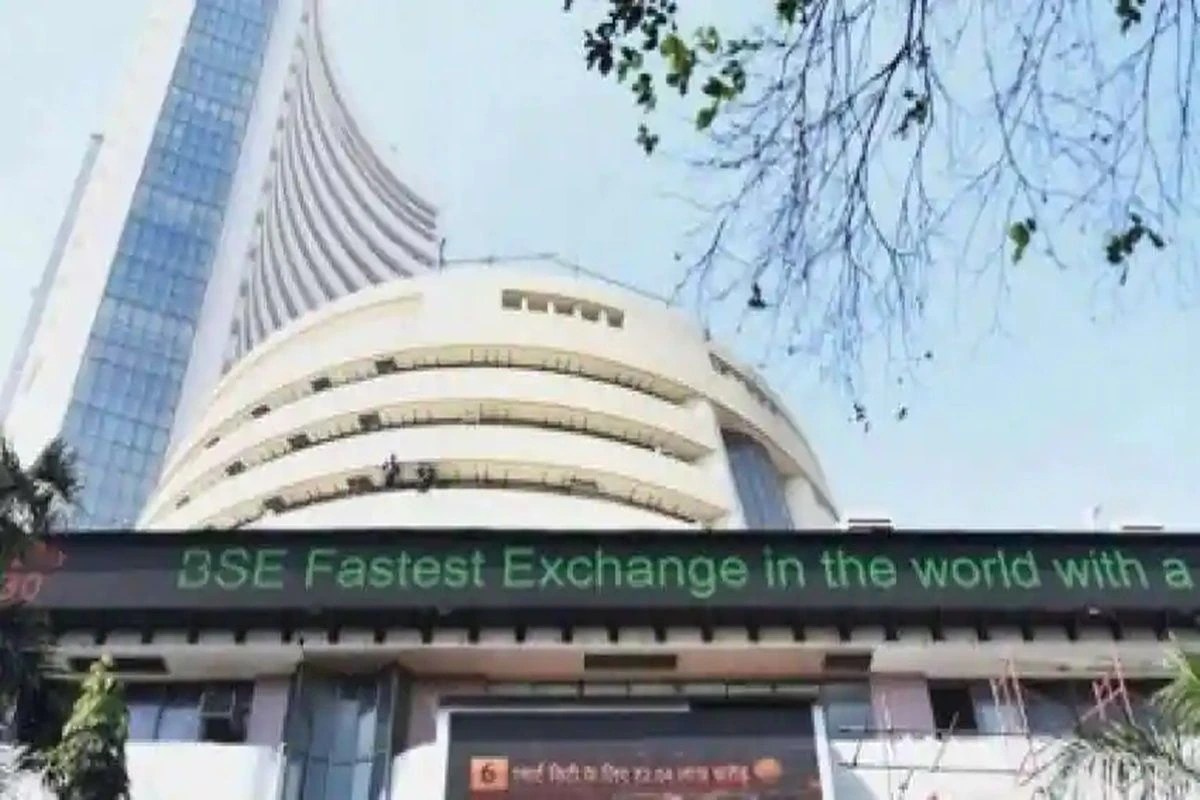 Share Market Today BSE Sensex Slumps 465 Points, NSE Nifty Slips Below