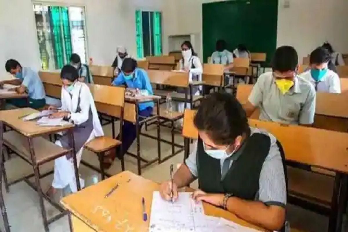 Maharashtra Board Exams 2022 Big Update SSC, HSC exams To Be As Per