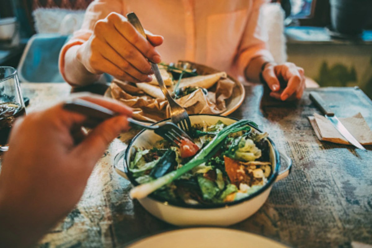 Dinner Tips For Weight Loss 5 Foods You Must AVOID Eating Late at Night