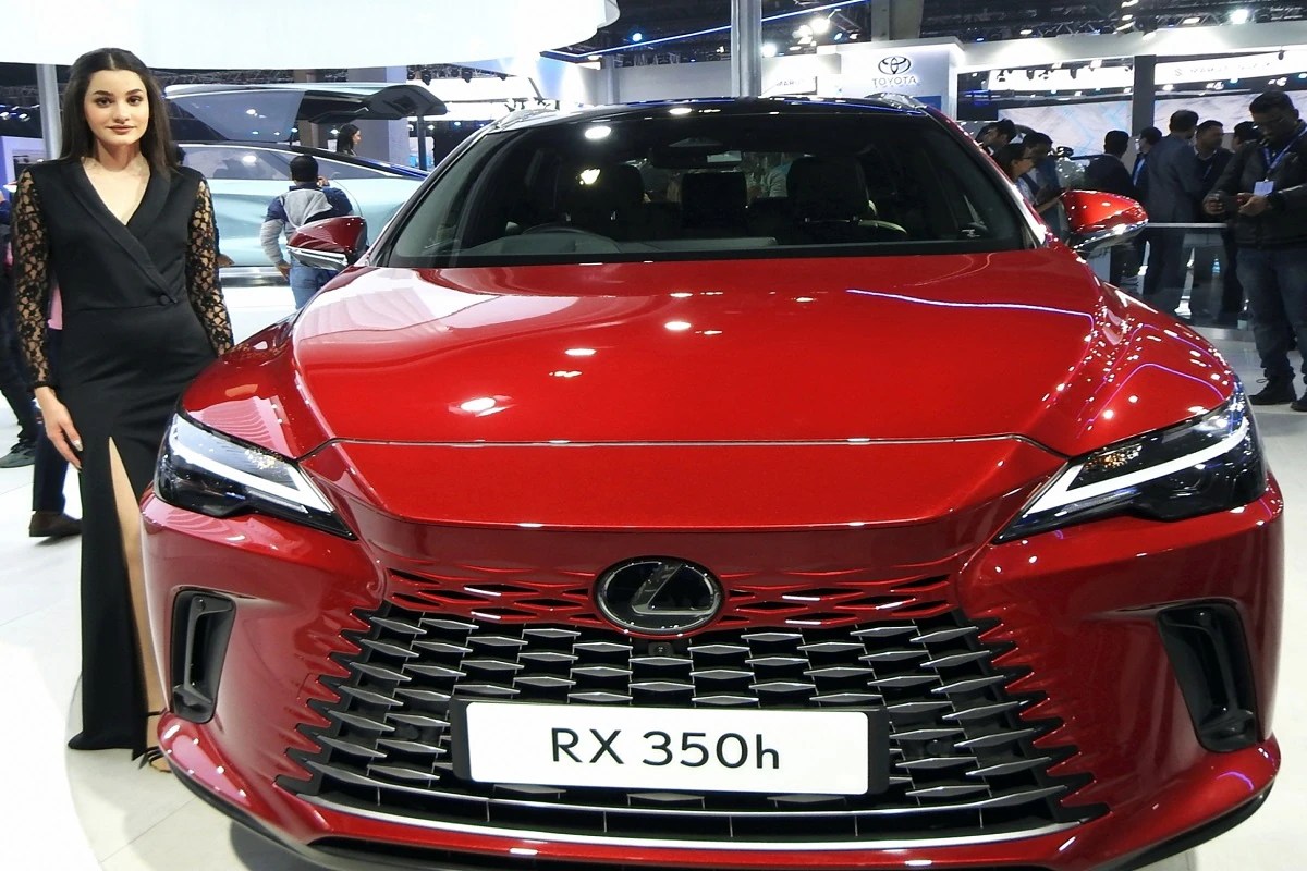 Lexus Launches New Generation RX SUV at Auto Expo 2023, Opens Booking