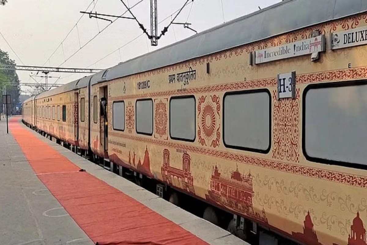 Indian Railways Launches Bharat Gaurav Deluxe Tourist Train Check