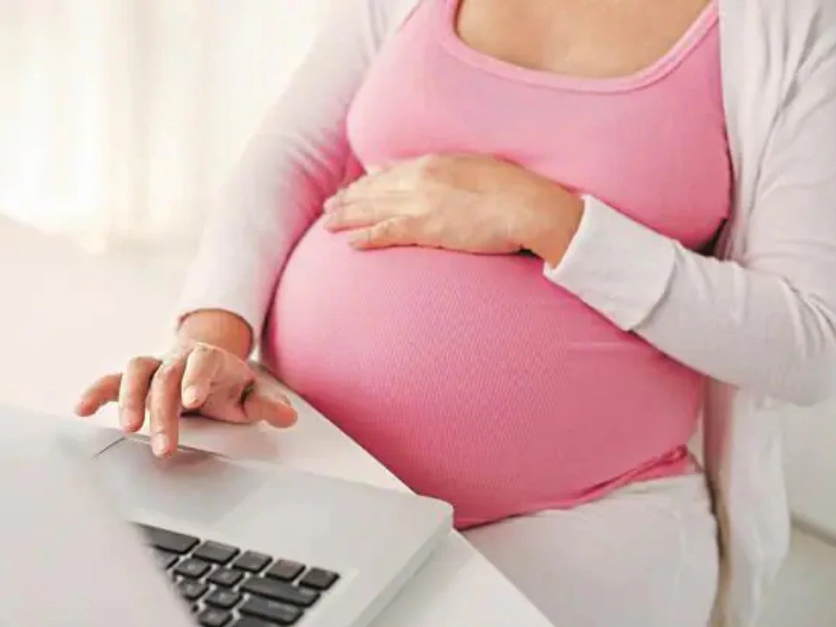 Top 10 अमेरिका में महिलाओं को नहीं मिलती एक भी पेड मैटरनिटी लीव