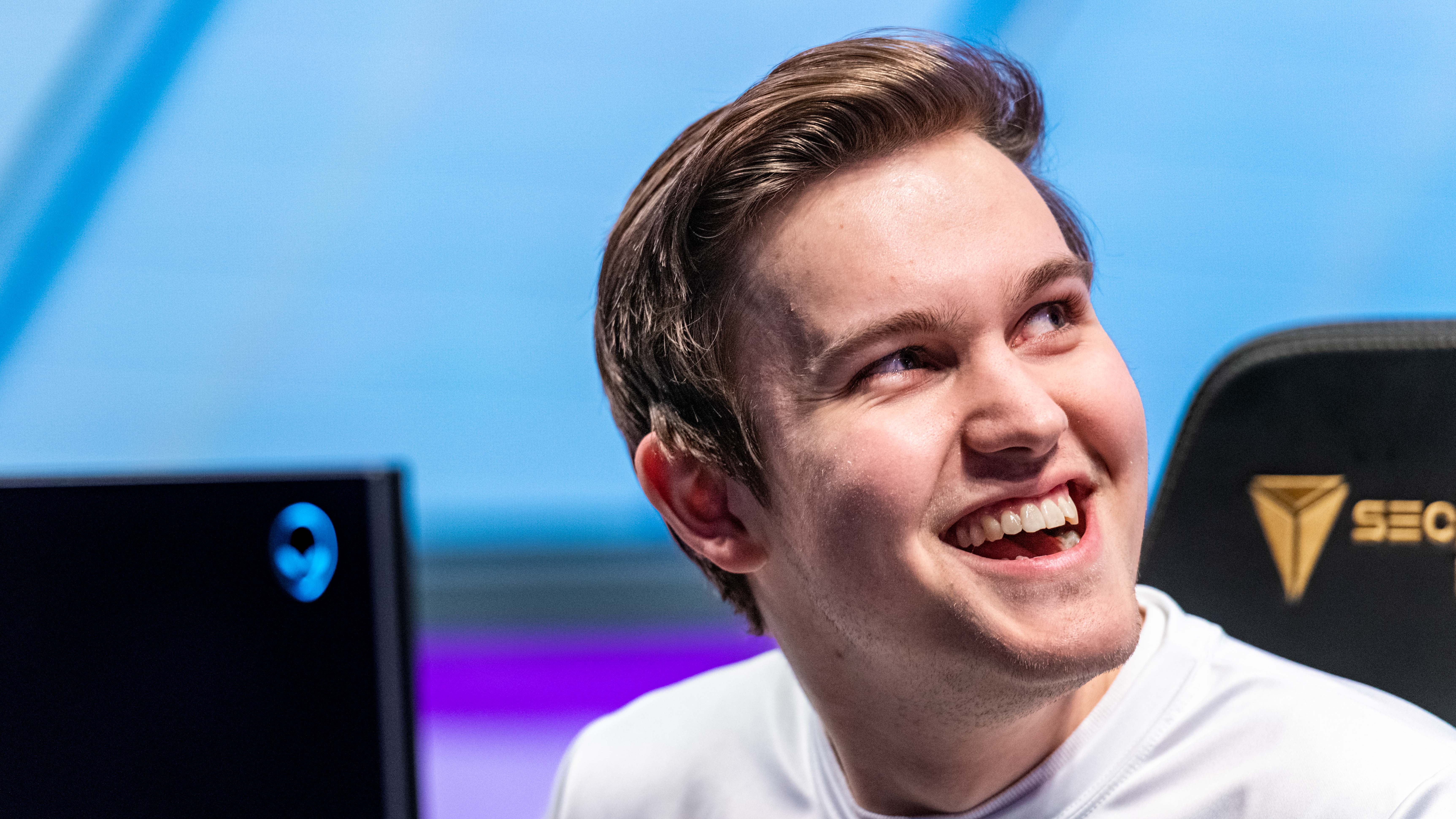 FlyQuest Santorin "On TSM, I didn't feel like I belonged at Worlds... Now I'm ready to prove