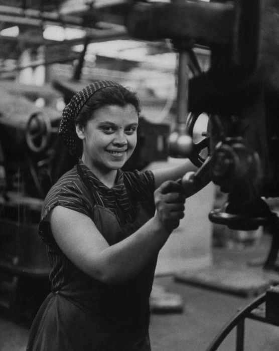 Год 1956 фотографии из повседневной жизни москвичей в объективе Лизы