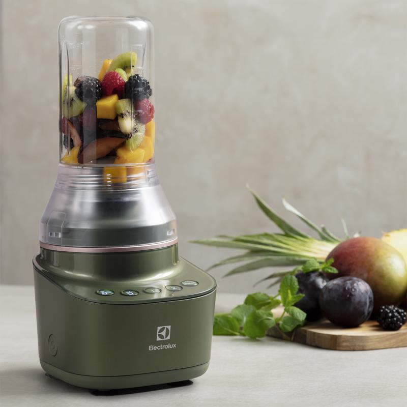 ELECTROLUX MINI POWER BLENDER Military Green Marvel Stores Online