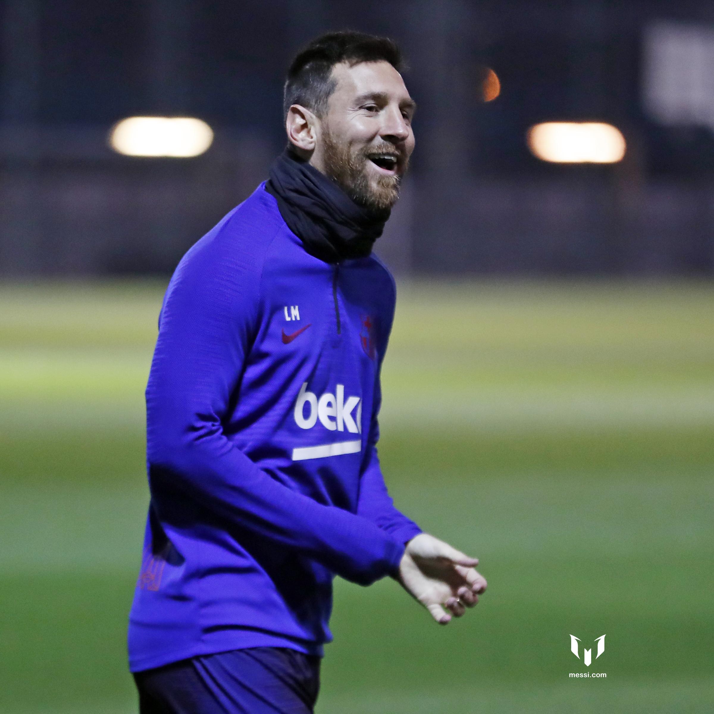 MESSI NAMED IN UEFA FANS’ TEAM OF THE YEAR 2019