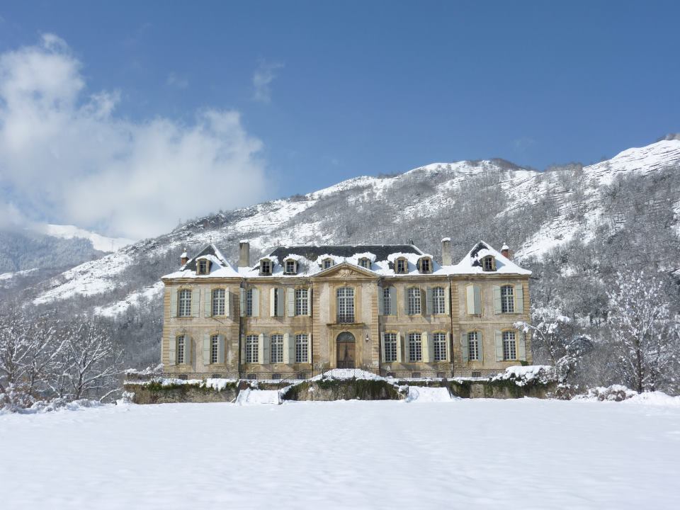Couple Buy an Abandoned French Chateau, Start a Blog to Share Their Journey
