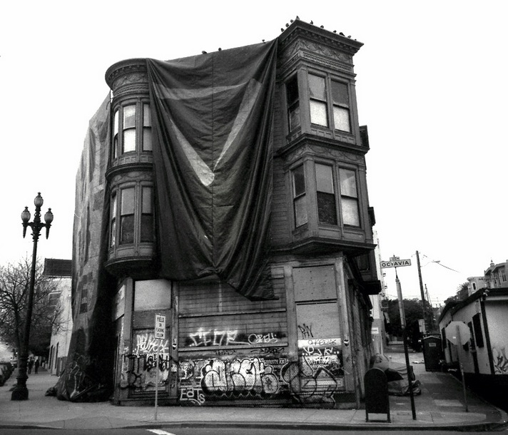 The Moving Houses of San Francisco