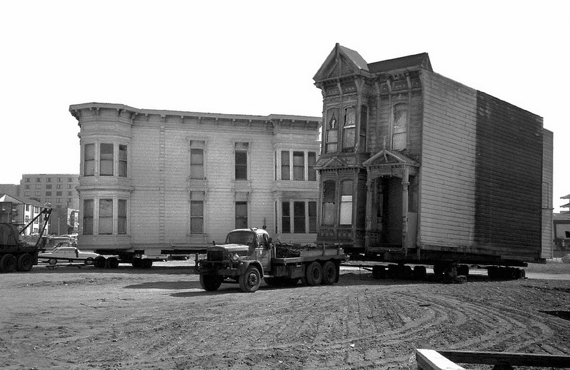 The Moving Houses of San Francisco