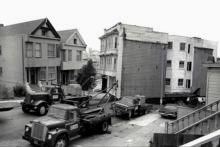 The Moving Houses of San Francisco
