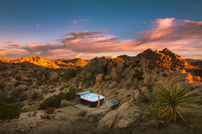 My Desert Rock Tub Weekend in a Mojave Mirage