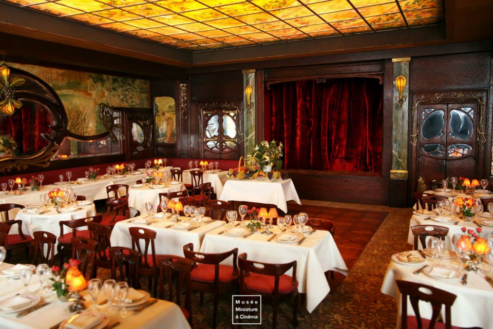 Take a Peek Inside this Fantastic French Miniature Museum